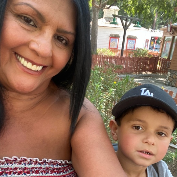 Meet your Posher, Irene - Picture 3 of 6